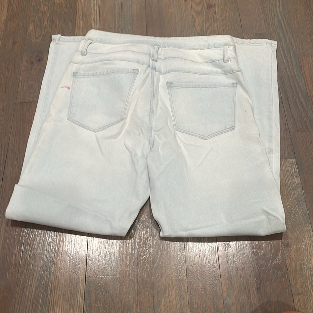 Refuge High Rise Jeans - Picture 5 of 5